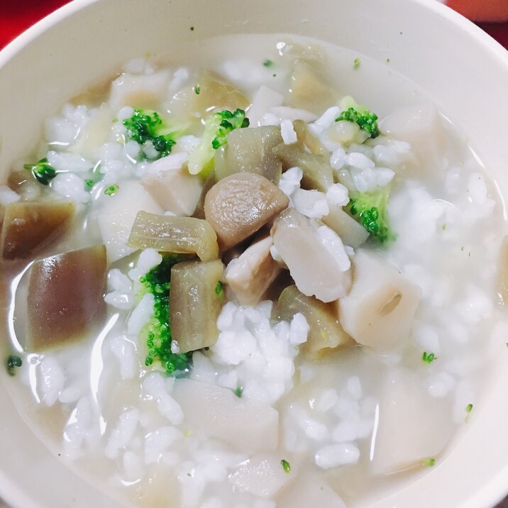 お水をかけたらレンジで！野菜のお粥